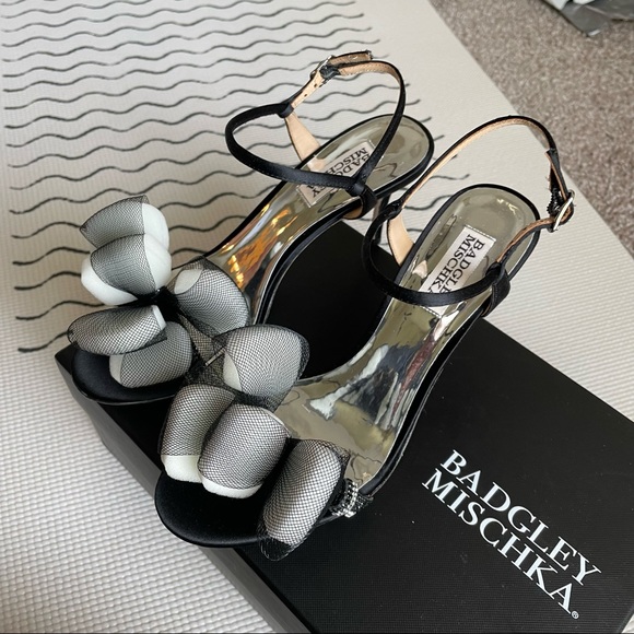 ✨ NWT Badgley Mischka Janie Bow Embellished Evening Heel in Black Satin - Picture 2 of 16